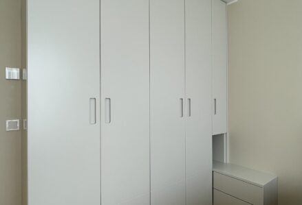 Käändustega kapp, värvitud mdf